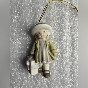 Kim Anderson "Verkerke girl with gift" Christmas Ornament 201561 Enesco
